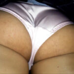 制●女子のお尻ハミ肉白Ｐに思わずシコシコｗ